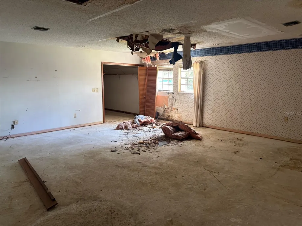 2100 NW 21ST STREET ocala, FL 34475