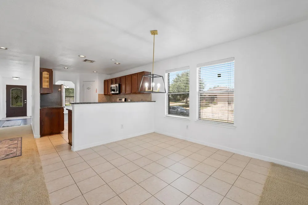 4614 Pin Oak Kingwood, TX 77345
