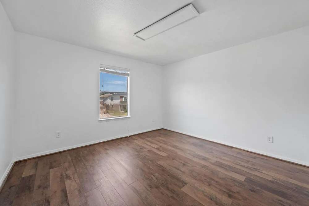 4614 Pin Oak Kingwood, TX 77345