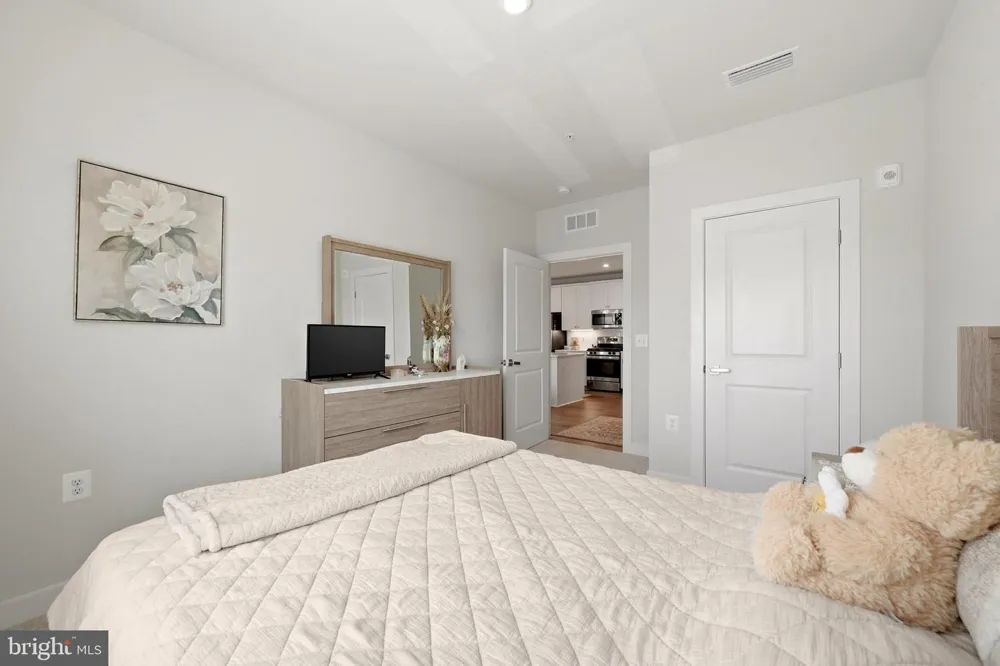 151 MCCORMICK #203 Winchester, VA 22602