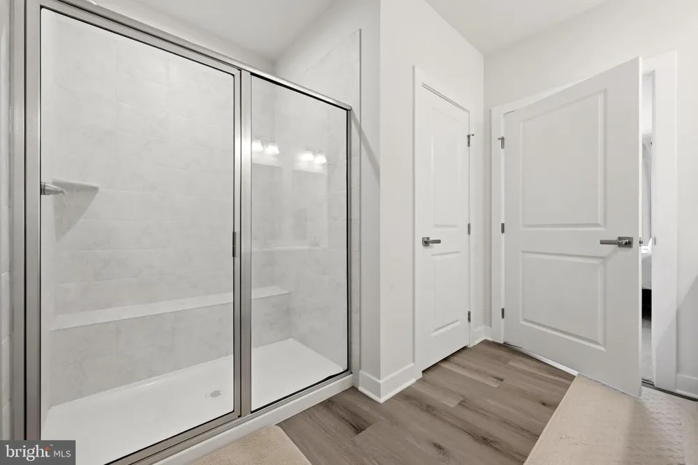 151 MCCORMICK #203 Winchester, VA 22602