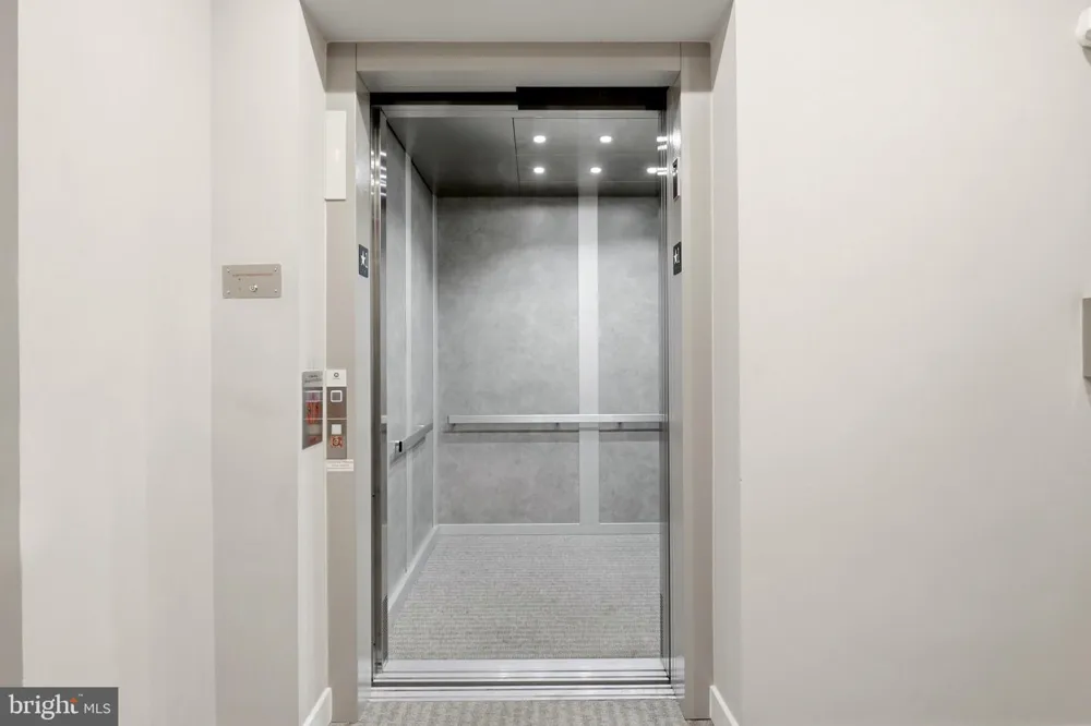151 MCCORMICK #203 Winchester, VA 22602