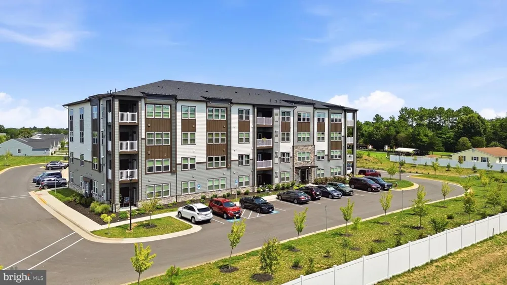 151 MCCORMICK #203 Winchester, VA 22602