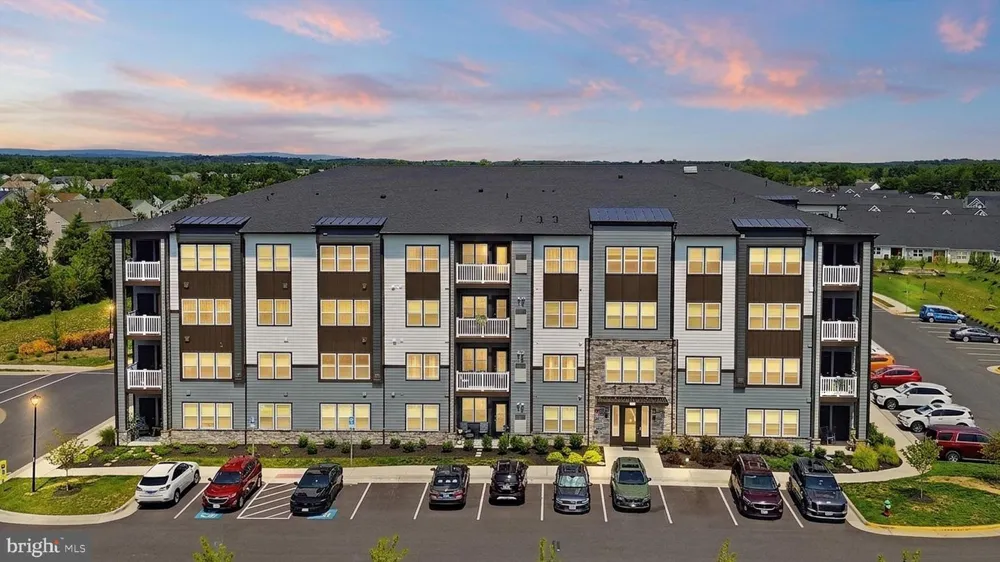 151 MCCORMICK #203 Winchester, VA 22602