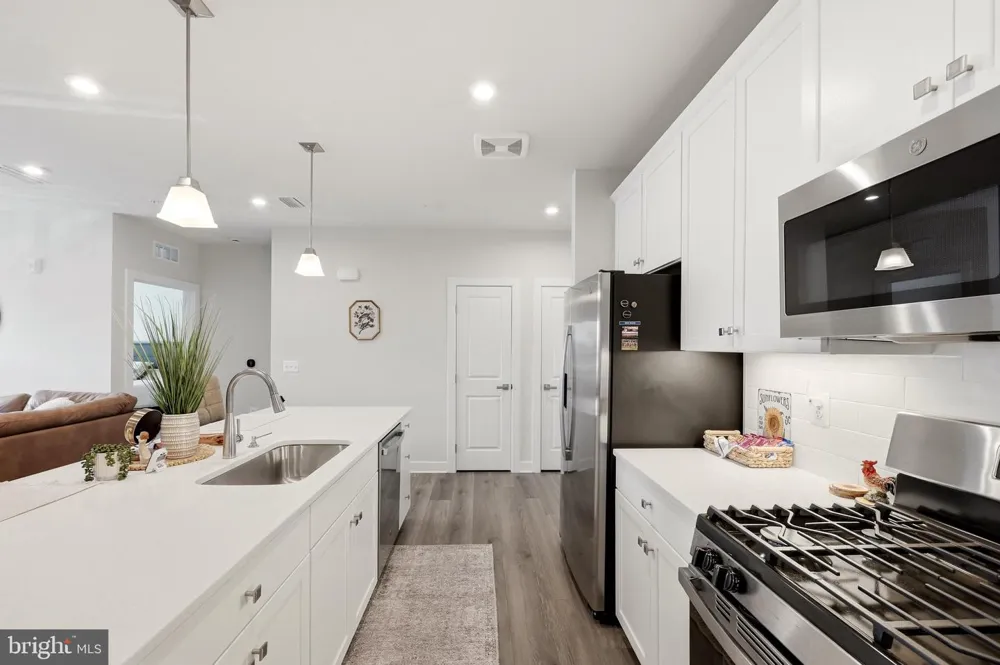 151 MCCORMICK #203 Winchester, VA 22602