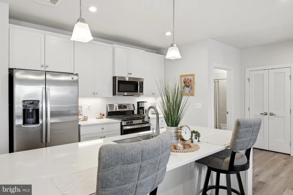 151 MCCORMICK #203 Winchester, VA 22602