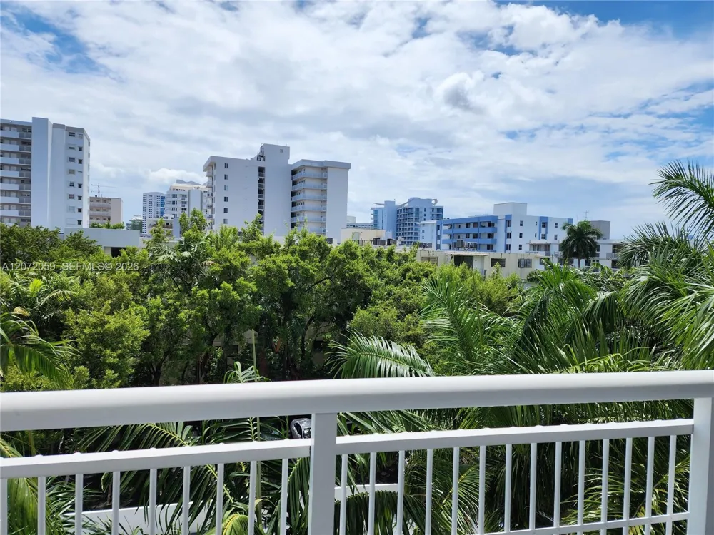 1688 West Ave #506 Miami Beach, FL 33139