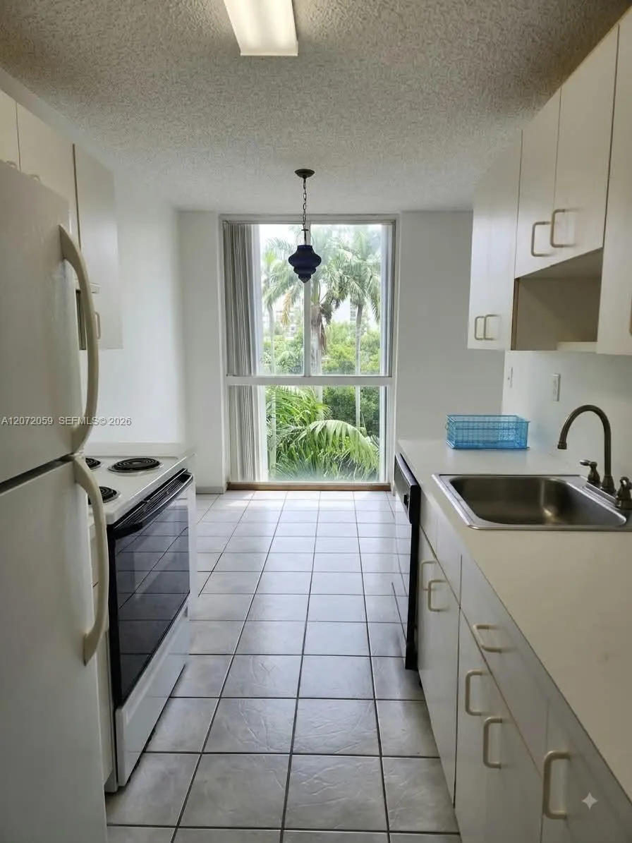 1688 West Ave #506 Miami Beach, FL 33139