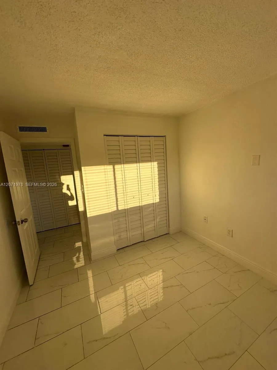 7401 SW 152nd Ave #208-1 Miami, FL 33193