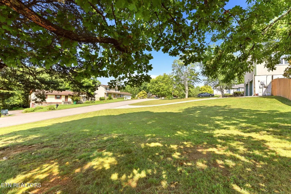11336 Twin View Drive Knoxville, TN 37932