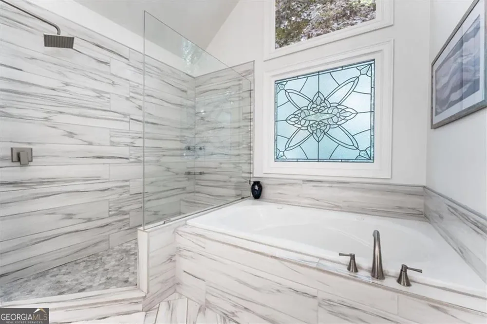 2919 Mountain TRCE NE Roswell, GA 30075