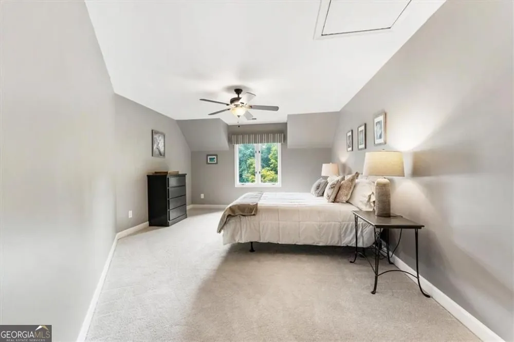 2919 Mountain TRCE NE Roswell, GA 30075