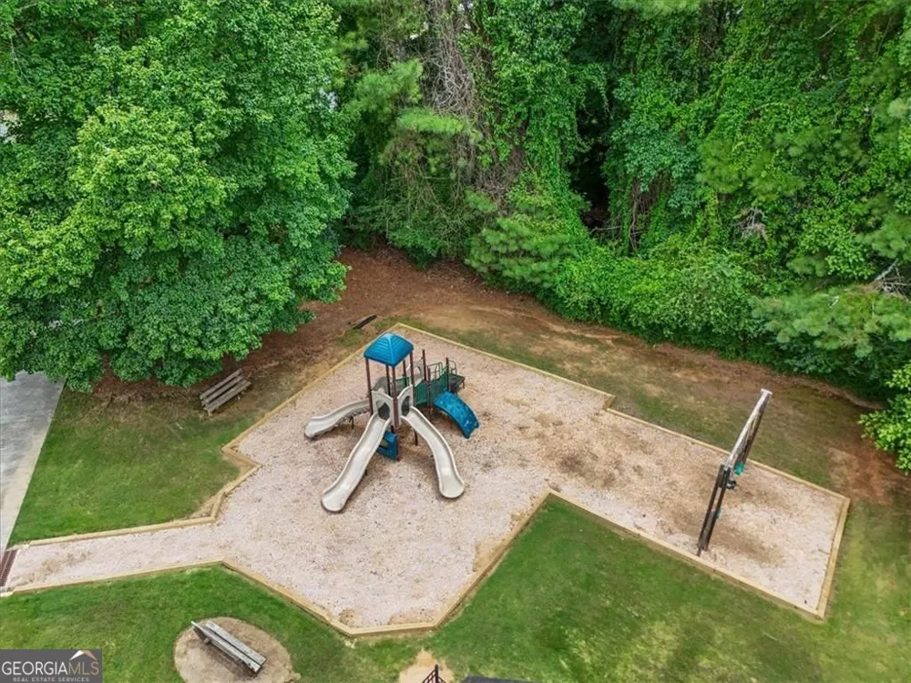 2919 Mountain TRCE NE Roswell, GA 30075