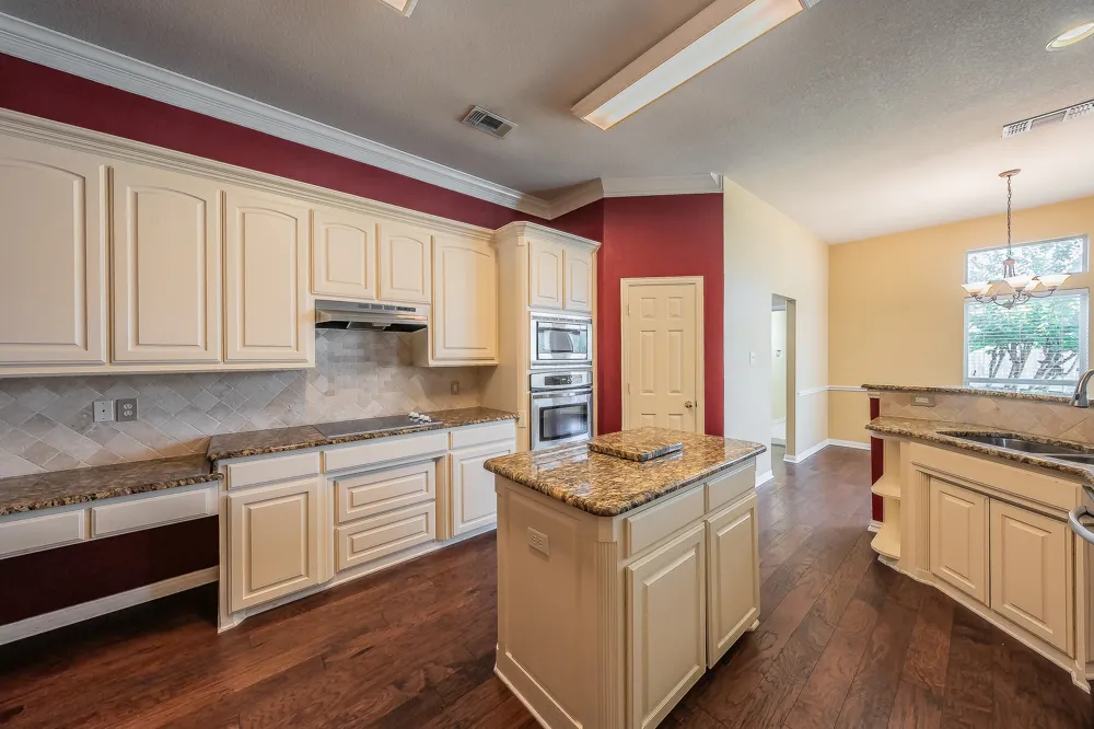 8152 Vine Wood Drive North Richland Hills, TX 76182