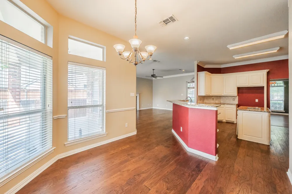 8152 Vine Wood Drive North Richland Hills, TX 76182