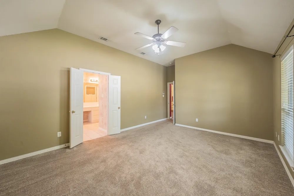 8152 Vine Wood Drive North Richland Hills, TX 76182