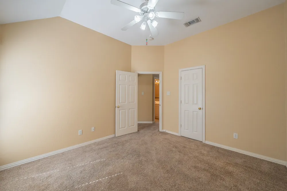 8152 Vine Wood Drive North Richland Hills, TX 76182