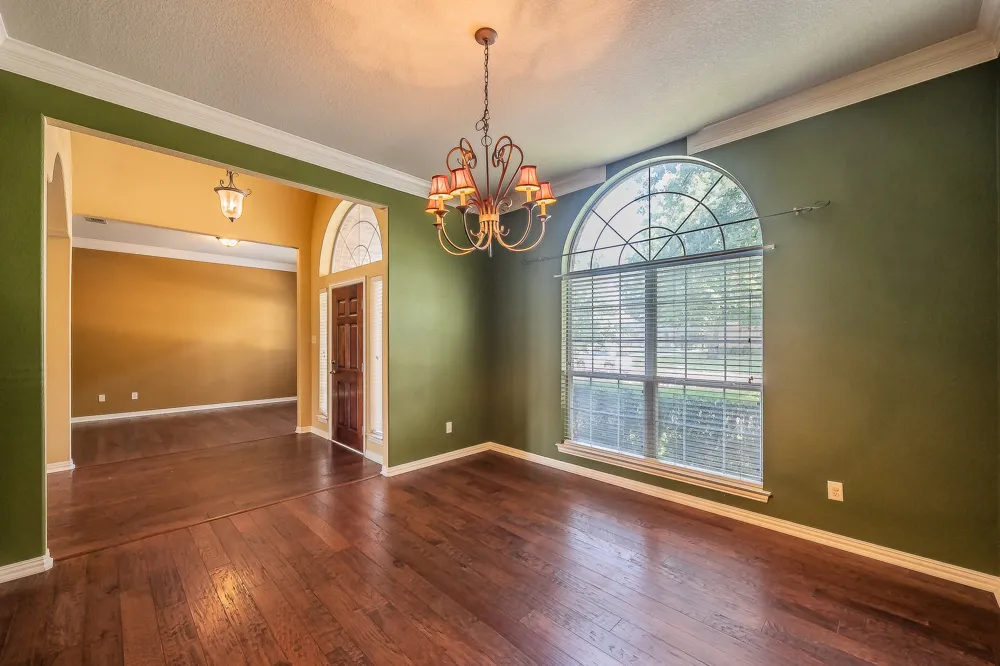 8152 Vine Wood Drive North Richland Hills, TX 76182