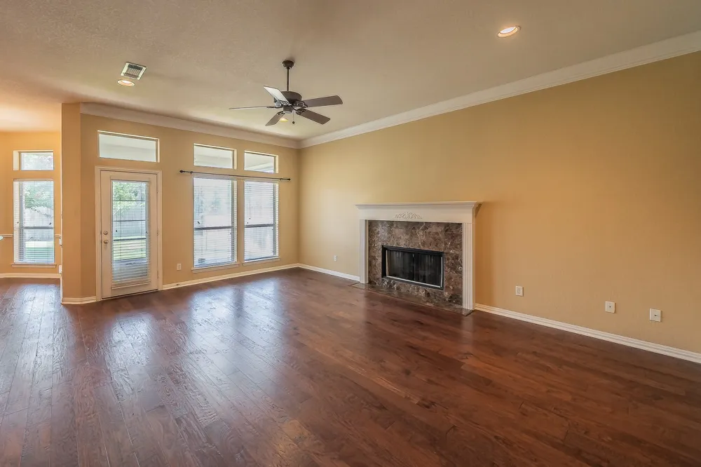 8152 Vine Wood Drive North Richland Hills, TX 76182