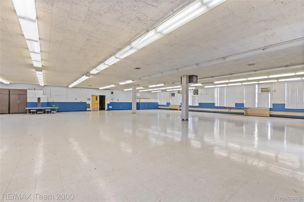 26123 McDonald Street Dearborn Heights City, MI 48125