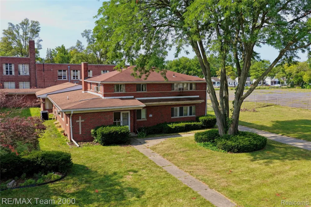 26123 McDonald Street Dearborn Heights City, MI 48125
