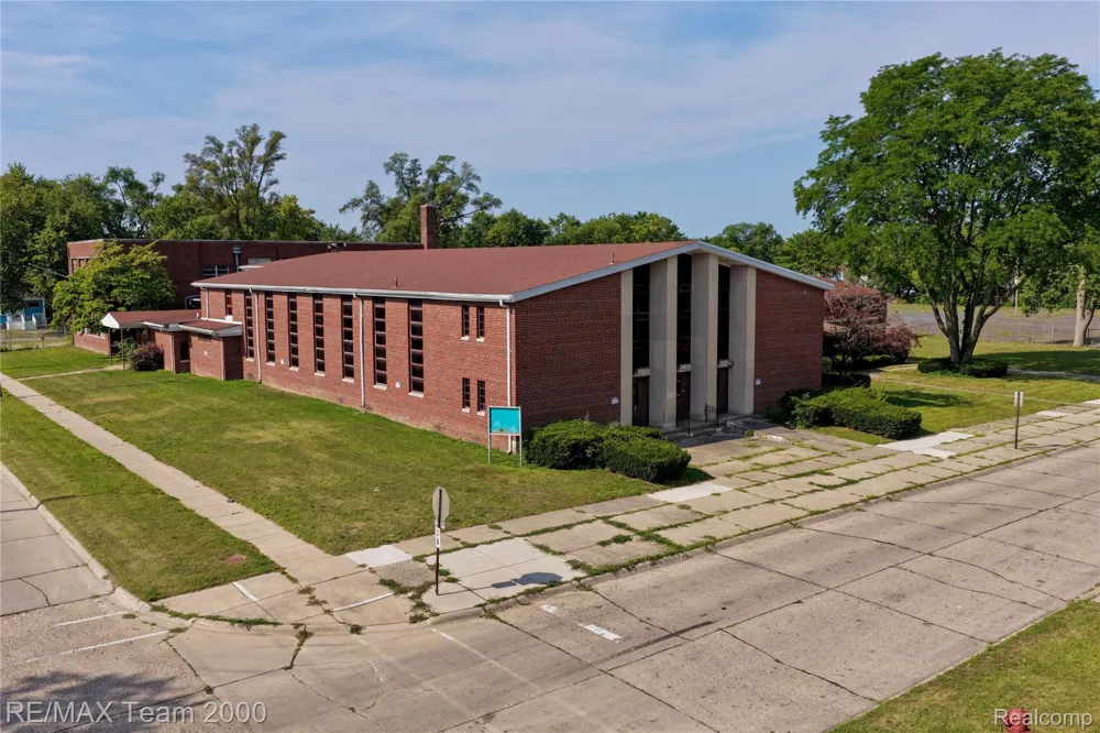 26123 McDonald Street Dearborn Heights City, MI 48125