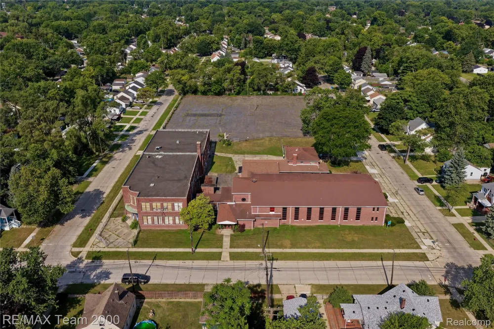 26123 McDonald Street Dearborn Heights City, MI 48125