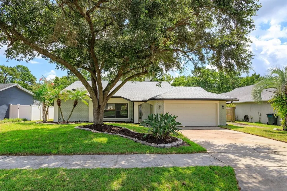1006 BECKSTROM DRIVE Oviedo, FL 32765
