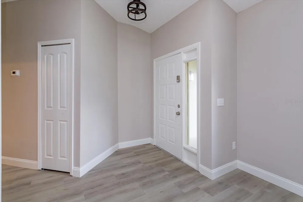 1006 BECKSTROM DRIVE Oviedo, FL 32765