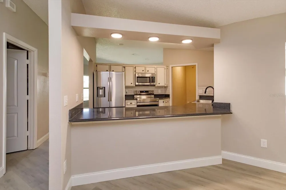 1006 BECKSTROM DRIVE Oviedo, FL 32765