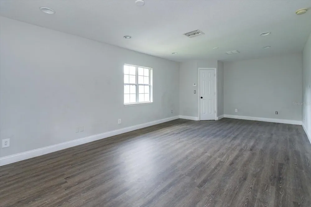 1006 BECKSTROM DRIVE Oviedo, FL 32765