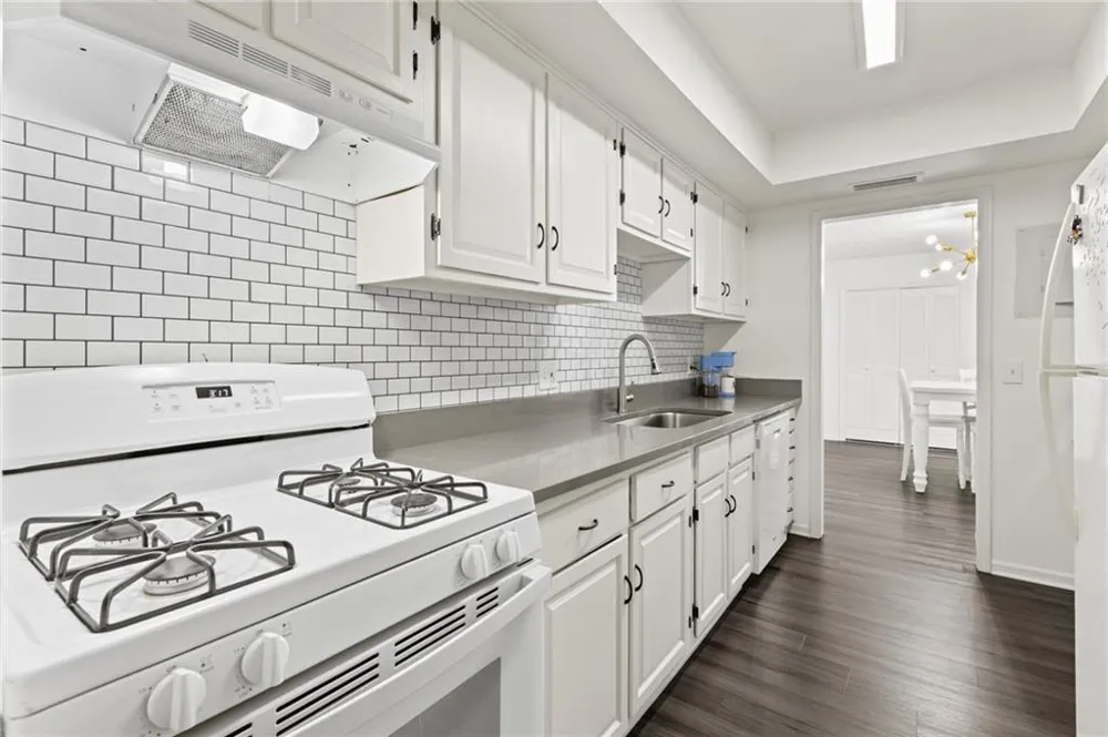 6851 Roswell Road #K24 Sandy Springs, GA 30328