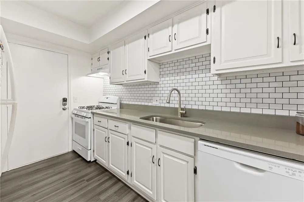 6851 Roswell Road #K24 Sandy Springs, GA 30328