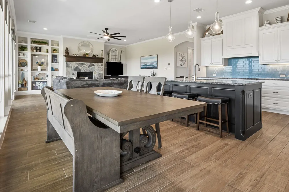 8032 County Road 436 Princeton, TX 75407