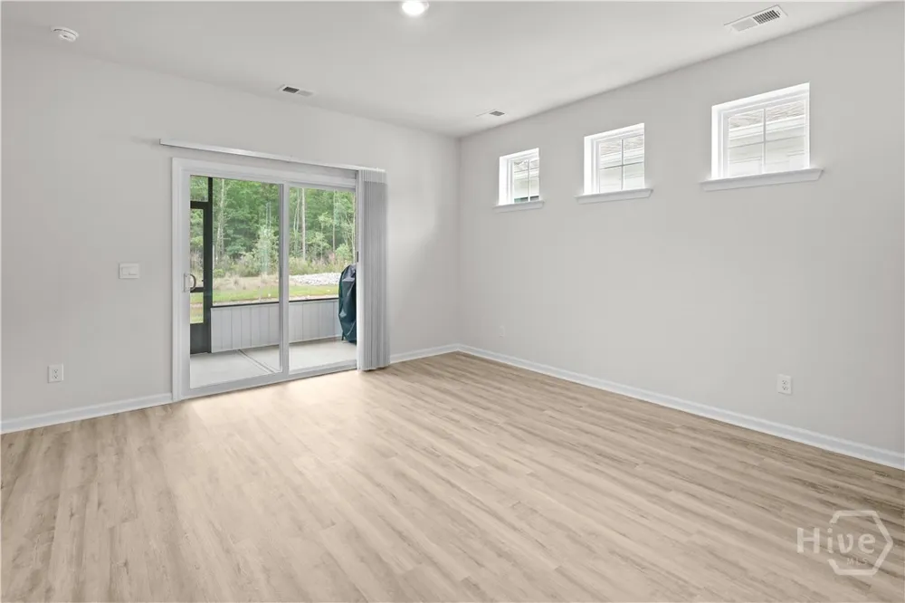 171 Holloway Hill Pooler, GA 31322