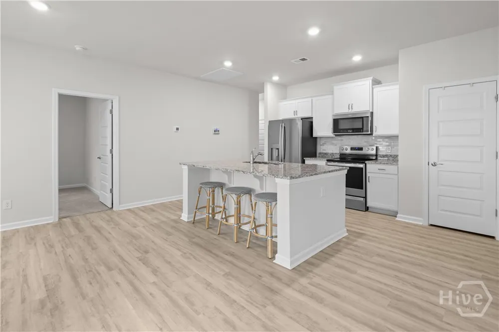 171 Holloway Hill Pooler, GA 31322