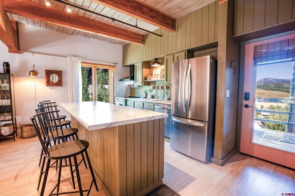 32 Hunter Hill Road #B205 Crested Butte, CO 81225