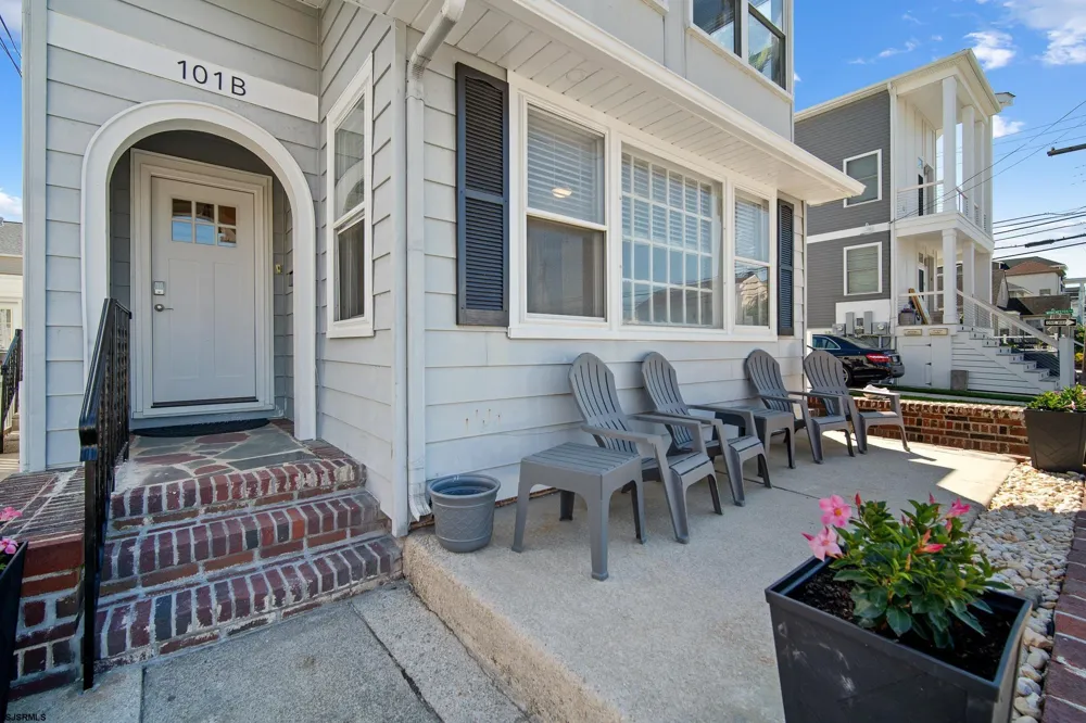 101 N Granville Ave Margate, NJ 08402