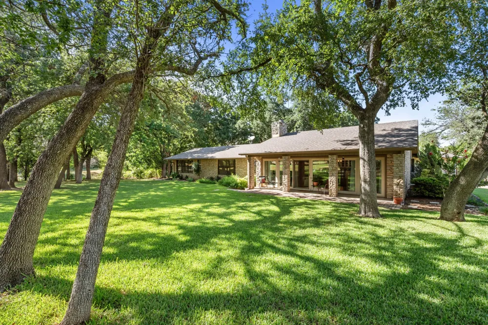 123 Sandra Palmer Street Stephenville, TX 76401