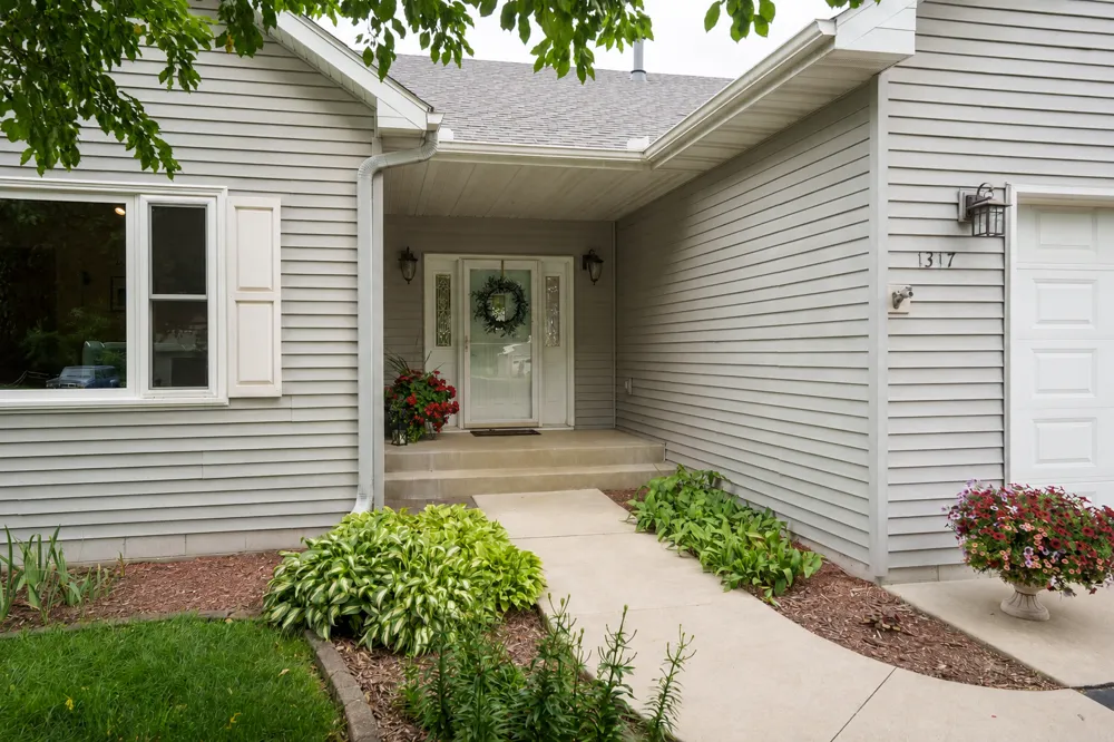 1317 7th Street Cannon Falls, MN 55009