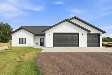 15400 Trillium Trail