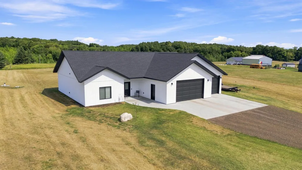 15400 Trillium Trail Lake Park, MN 56554