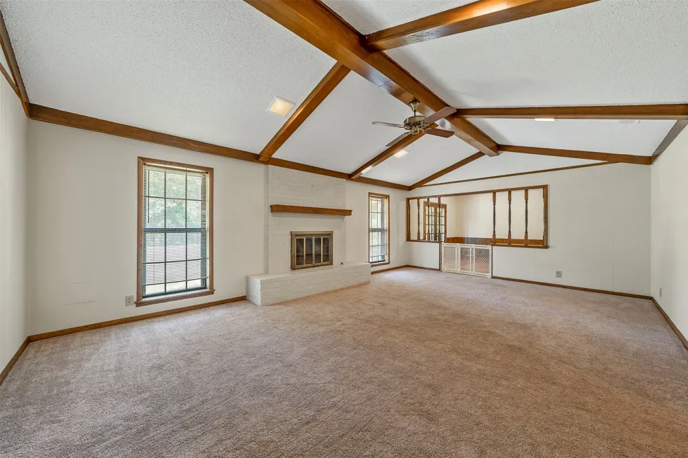 2814 Pineview Tyler, TX 75704