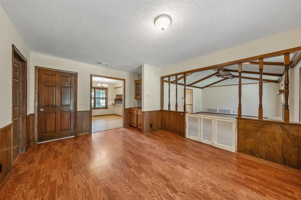 2814 Pineview Tyler, TX 75704