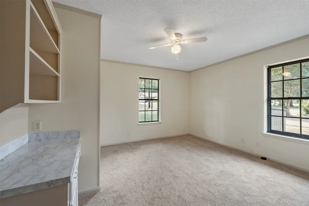 2814 Pineview Tyler, TX 75704