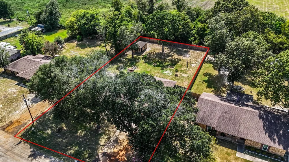 2814 Pineview Tyler, TX 75704