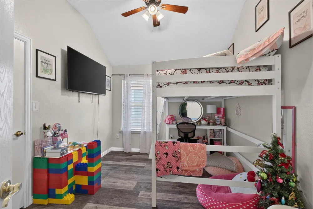 103 Post Oak Drive Waxahachie, TX 75165