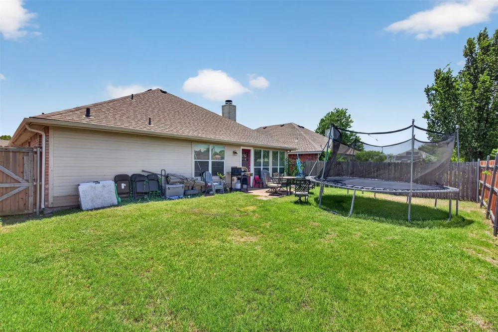103 Post Oak Drive Waxahachie, TX 75165