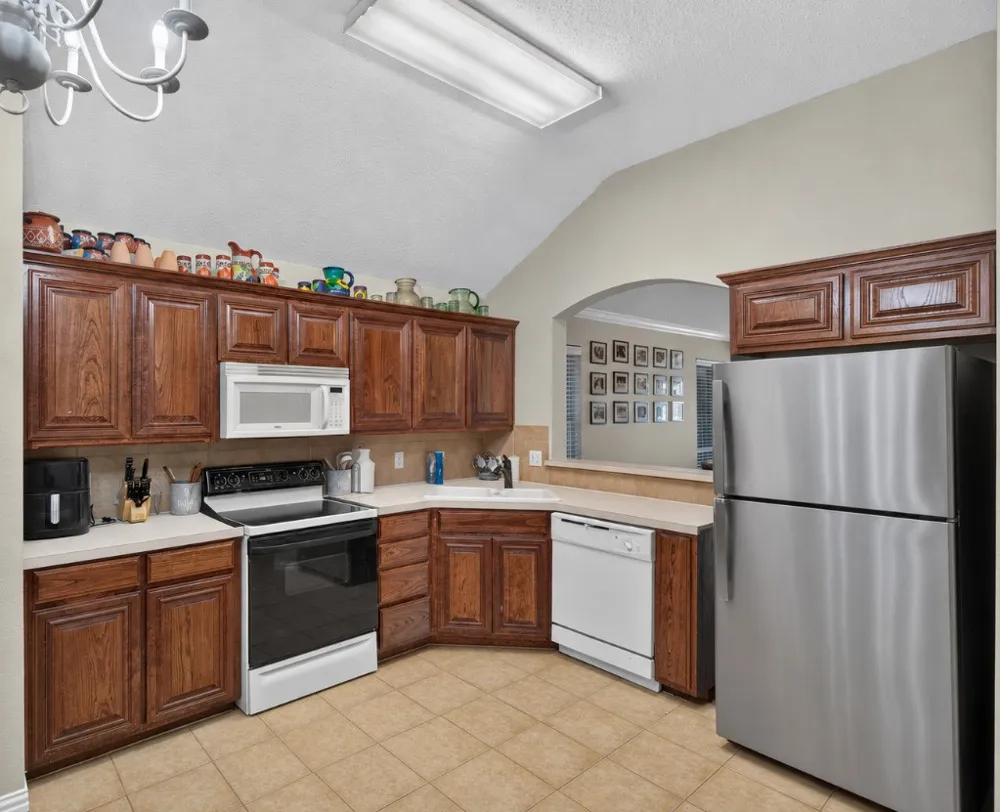 103 Post Oak Drive Waxahachie, TX 75165