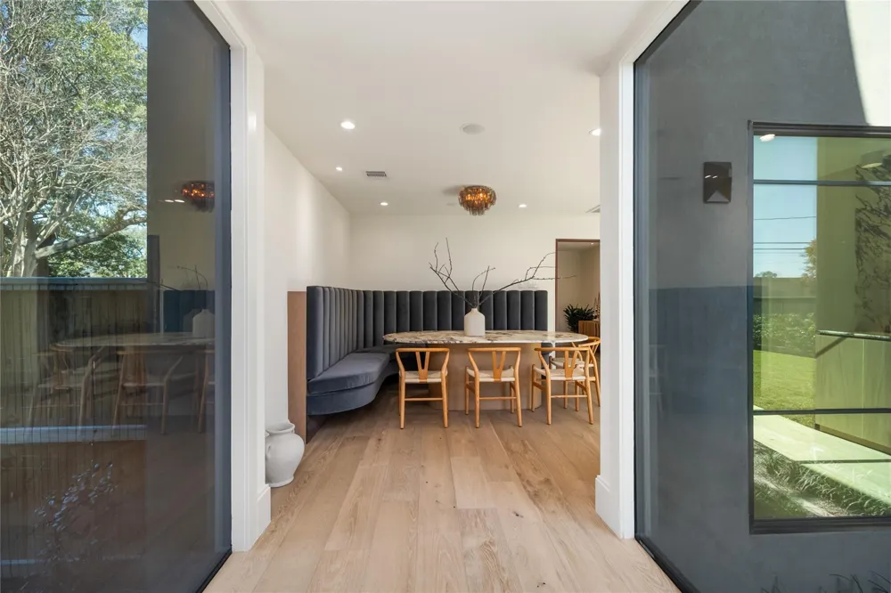 419 W 30th Street Houston, TX 77018